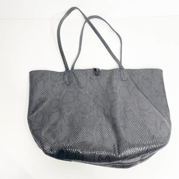 Remi/Reid Departure Tote Bag Black Snake Reversible vegan leather carry all - Picture 2 of 8